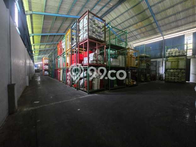 Unit Gudang Dijual di Grogol Sukoharjo Luas Tanah 3330m2, Luas Bangunan 2500m2 Unit Gudang Dijual di Grogol Sukoharjo Luas Tanah 3330m2, Luas Bangunan 2500m2