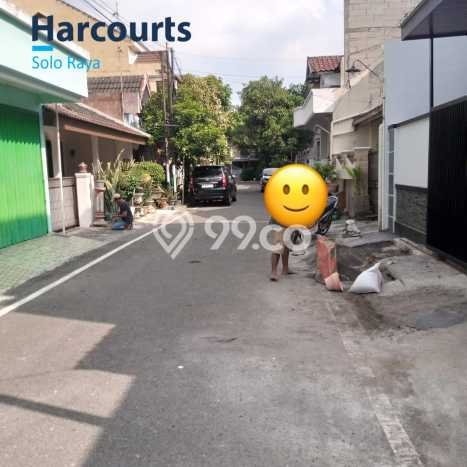 Hunian Cantik Minimalis Lb 200m2 di Colomadu, Karanganyar Hunian Cantik Minimalis Lb 200m2 di Colomadu, Karanganyar