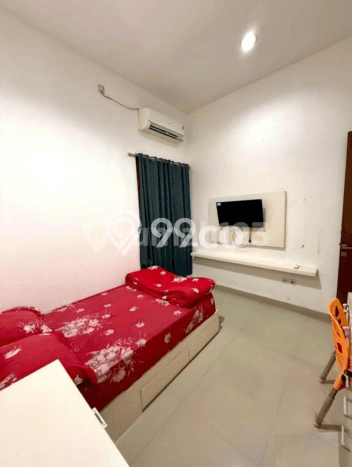Lokasi terbaik! Rumah siap huni disewakan di Kartasura LB 100m2 Lokasi terbaik! Rumah siap huni disewakan di Kartasura LB 100m2