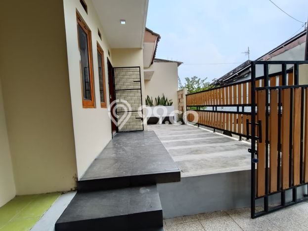 Rumah Minimalis Dijual di Gondangrejo 3 Kamar dengan Luas Tanah 117m2 Rumah Minimalis Dijual di Gondangrejo 3 Kamar dengan Luas Tanah 117m2