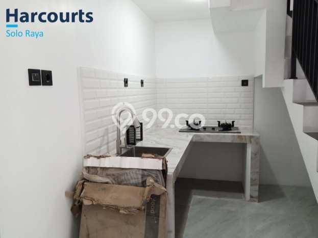 Hunian Cantik Minimalis Lb 200m2 di Colomadu, Karanganyar Hunian Cantik Minimalis Lb 200m2 di Colomadu, Karanganyar