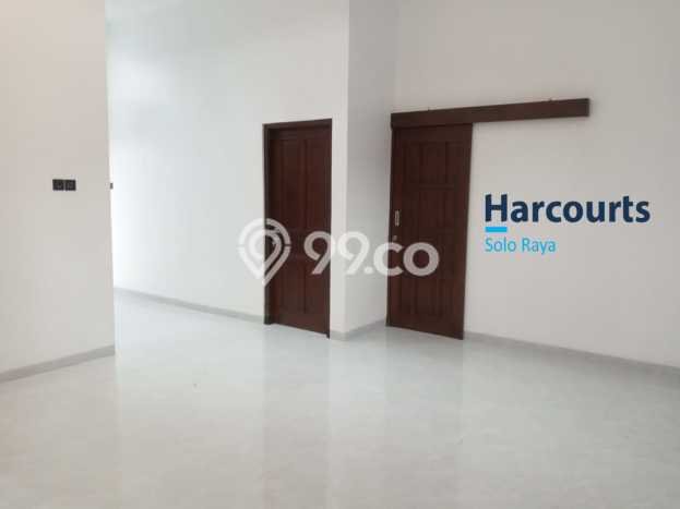 Hunian Cantik Minimalis Lb 200m2 di Colomadu, Karanganyar Hunian Cantik Minimalis Lb 200m2 di Colomadu, Karanganyar