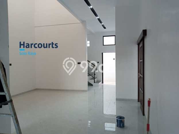 Hunian Cantik Minimalis Lb 200m2 di Colomadu, Karanganyar Hunian Cantik Minimalis Lb 200m2 di Colomadu, Karanganyar