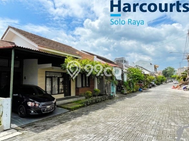 Rumah Luas Asri 3 KT Siap Huni di Solo Baru Surakarta Rumah Luas Asri 3 KT Siap Huni di Solo Baru Surakarta