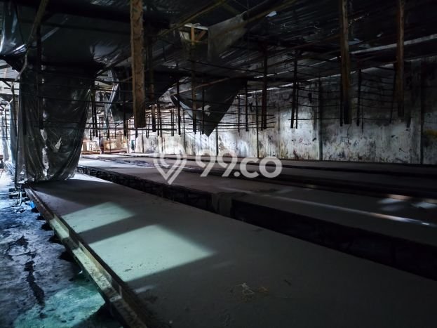 Gudang disewakan lokasi strategis Pasar Kliwon Solo 940m2 Gudang disewakan lokasi strategis Pasar Kliwon Solo 940m2
