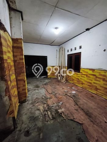 Gudang disewakan lokasi strategis Pasar Kliwon Solo 940m2 Gudang disewakan lokasi strategis Pasar Kliwon Solo 940m2