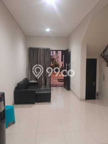 INVESTASI CERDAS! Rumah Exclusive Cakung, Jakarta Timur, Luas Tanah 105m² Luas Bangunan 94m² INVESTASI CERDAS! Rumah Exclusive Cakung, Jakarta Timur, Luas Tanah 105m² Luas Bangunan 94m²