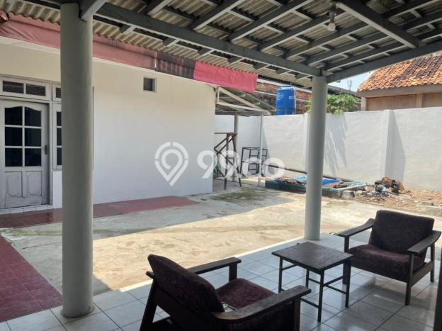 Rumah Strategis di Pusat Kota Cawang, Jakarta Timur - 3 Kamar Tidur Rumah Strategis di Pusat Kota Cawang, Jakarta Timur - 3 Kamar Tidur