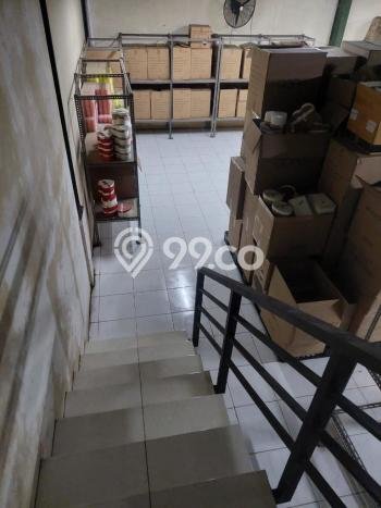 For Rent Gudang Kawasan Cakung, Luas 504m², Area Berkembang For Rent Gudang Kawasan Cakung, Luas 504m², Area Berkembang