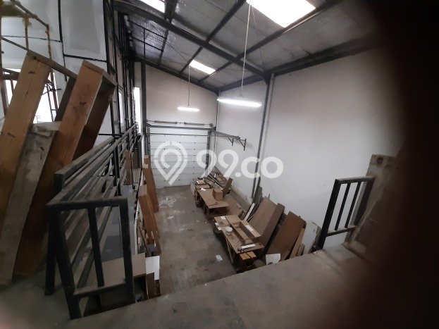 KAWASAN BISNIS! Gudang di Cakung, Luas 288m², Akses Utama KAWASAN BISNIS! Gudang di Cakung, Luas 288m², Akses Utama