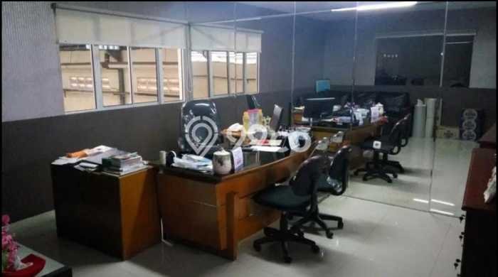 AREA BISNIS! Gudang Kawasan Kapuk Kamal, Luas 800m², Jalan Utama, Strategis AREA BISNIS! Gudang Kawasan Kapuk Kamal, Luas 800m², Jalan Utama, Strategis