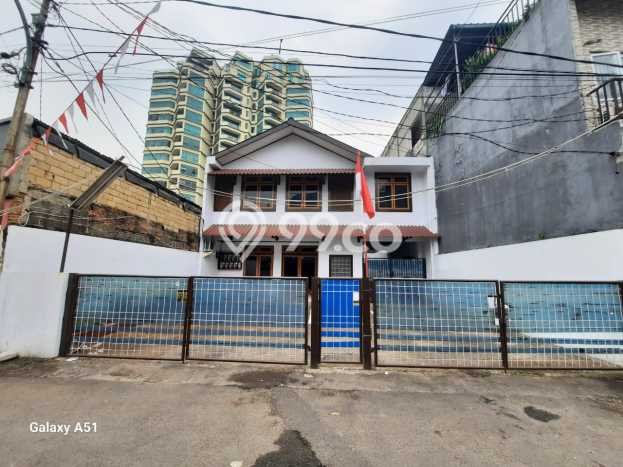 For Sale Rumah Mewah Exclusive di Pancoran, Jakarta Selatan For Sale Rumah Mewah Exclusive di Pancoran, Jakarta Selatan