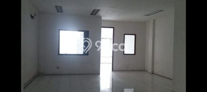 Ruko untuk disewa di Mampang Prapatan punya LT 144m2 & LB 432m2 harga sewa kompetitif Ruko untuk disewa di Mampang Prapatan punya LT 144m2 & LB 432m2 harga sewa kompetitif