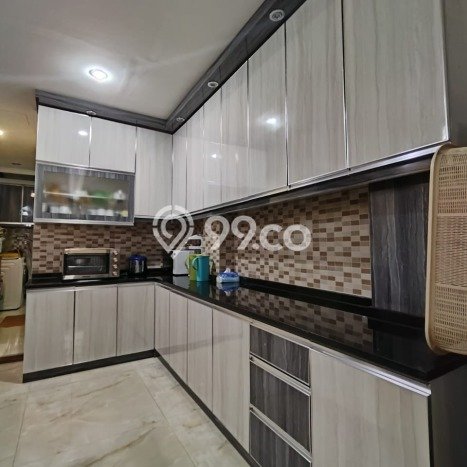 Rumah Luxury Modern Tanpa Renovasi di Bendungan Hilir Jakarta Pusat Rumah Luxury Modern Tanpa Renovasi di Bendungan Hilir Jakarta Pusat