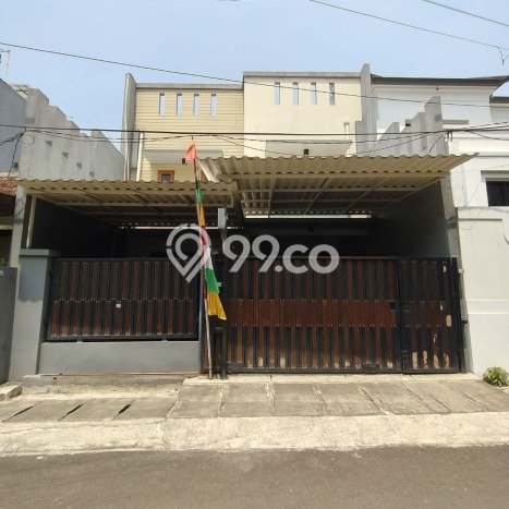 Rumah Luxury Modern Tanpa Renovasi di Bendungan Hilir Jakarta Pusat Rumah Luxury Modern Tanpa Renovasi di Bendungan Hilir Jakarta Pusat