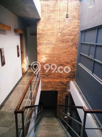 Disewakan Komersial di Bandung Kota, Luas 200m², Area Premium, Siap Pakai Disewakan Komersial di Bandung Kota, Luas 200m², Area Premium, Siap Pakai