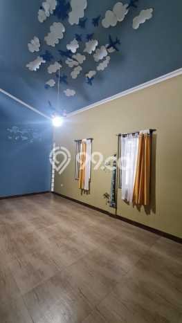 BEST PRICE! Rumah Berkualitas di Parongpong, Luas 184m² Bangunan 250m² BEST PRICE! Rumah Berkualitas di Parongpong, Luas 184m² Bangunan 250m²