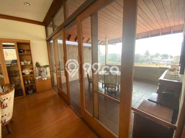 Rumah Elit Modern Tanpa Renovasi di Dago Bandung Rumah Elit Modern Tanpa Renovasi di Dago Bandung