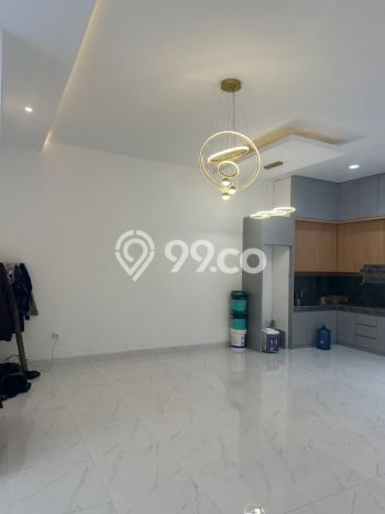 Dijual Hunian Rumah Terawat 3 Kamar di Taman Kopo Indah, Bandung Dijual Hunian Rumah Terawat 3 Kamar di Taman Kopo Indah, Bandung