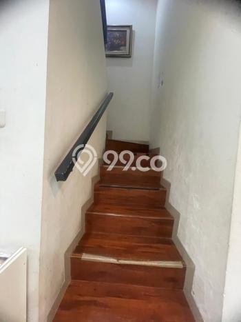 Rumah Elit Modern Tanpa Renovasi di Daan Mogot Jakarta Barat Rumah Elit Modern Tanpa Renovasi di Daan Mogot Jakarta Barat
