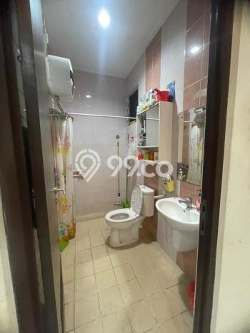 Rumah Elit Modern Tanpa Renovasi di Daan Mogot Jakarta Barat Rumah Elit Modern Tanpa Renovasi di Daan Mogot Jakarta Barat