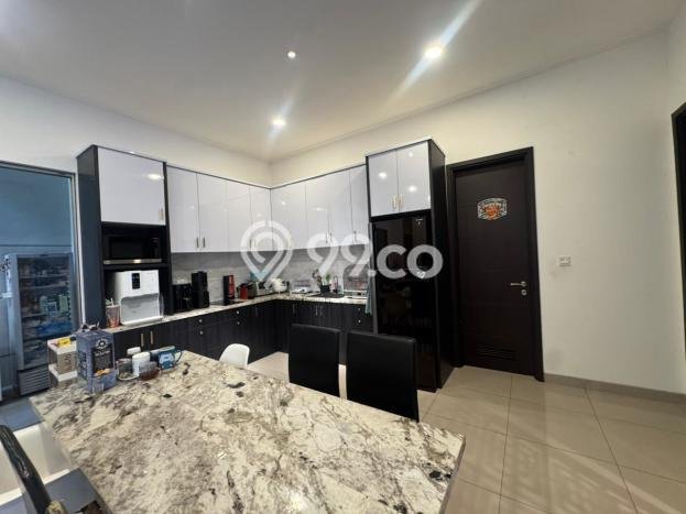 Dijual Rumah Luas Megah Dengan View Eksklusif di Pantai Indah Kapuk 2, Jakarta Utara Dijual Rumah Luas Megah Dengan View Eksklusif di Pantai Indah Kapuk 2, Jakarta Utara