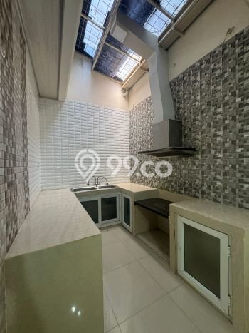Rumah Luxury Modern Siap Huni di Daan Mogot Jakarta Barat Rumah Luxury Modern Siap Huni di Daan Mogot Jakarta Barat