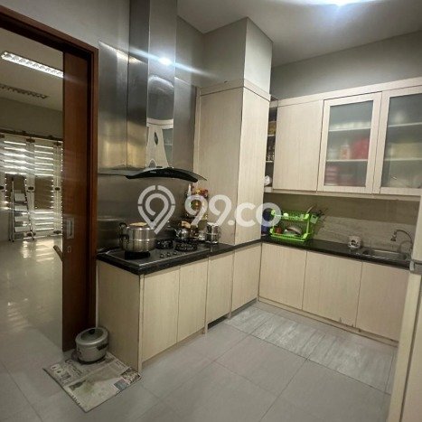 For Sale! Luxury House LT 250m2 Desain Elegan di Pantai Indah Kapuk For Sale! Luxury House LT 250m2 Desain Elegan di Pantai Indah Kapuk