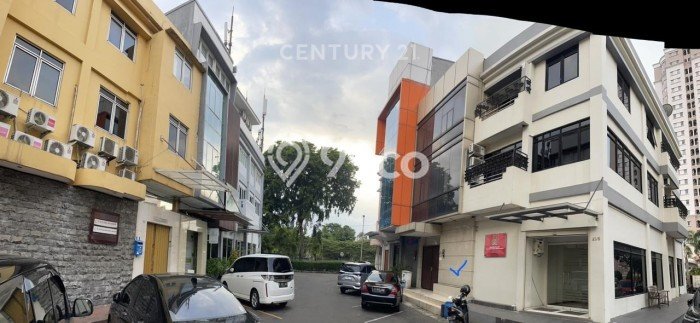 Untuk Dijual Ruko di Kelapa Gading, Jakarta Utara Harga Penawaran Spesial Untuk Dijual Ruko di Kelapa Gading, Jakarta Utara Harga Penawaran Spesial