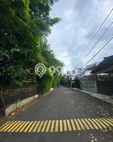 Jual Rumah Bagus Siap Huni LB 244m2 di Kelapa Gading, Jakarta Utara Jual Rumah Bagus Siap Huni LB 244m2 di Kelapa Gading, Jakarta Utara