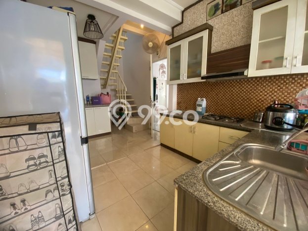 Dijual Rumah Premium dengan Fasilitas Sekitar Komplit di Sambikerep, Surabaya Dijual Rumah Premium dengan Fasilitas Sekitar Komplit di Sambikerep, Surabaya