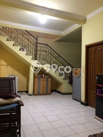 Rumah di Manukan, Surabaya, Luas 102m2m² LB 80m2m² - INVESTASI TERBAIK! Rumah di Manukan, Surabaya, Luas 102m2m² LB 80m2m² - INVESTASI TERBAIK!