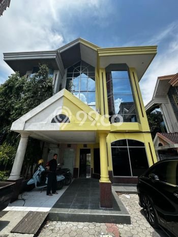 Unit Ruko Dijual di Surabaya LT 105m2 & LB 105m2 Unit Ruko Dijual di Surabaya LT 105m2 & LB 105m2