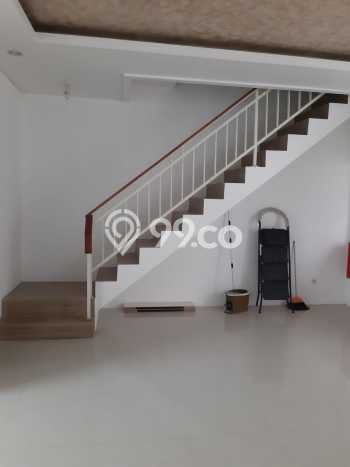 Rumah Modern 3 KT di Citraland Surabaya Unfurnished Rumah Modern 3 KT di Citraland Surabaya Unfurnished