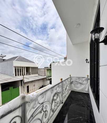 Hunian Mewah Siap Huni LT 153m2 di Mulyorejo, Surabaya Hunian Mewah Siap Huni LT 153m2 di Mulyorejo, Surabaya