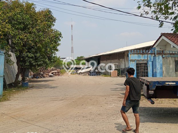 Lokasi Strategis! Dijual Gudang Bisnis di Karang Tengah, Tangerang Kondisi Baik Lokasi Strategis! Dijual Gudang Bisnis di Karang Tengah, Tangerang Kondisi Baik