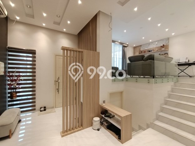 Rumah Luxury Modern Tanpa Renovasi di Kalideres Jakarta Barat Rumah Luxury Modern Tanpa Renovasi di Kalideres Jakarta Barat