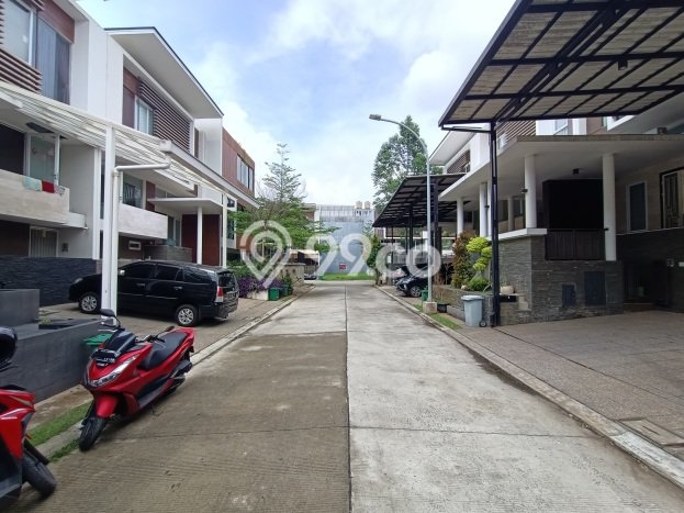 Rumah Luxury Modern Tanpa Renovasi di Kalideres Jakarta Barat Rumah Luxury Modern Tanpa Renovasi di Kalideres Jakarta Barat