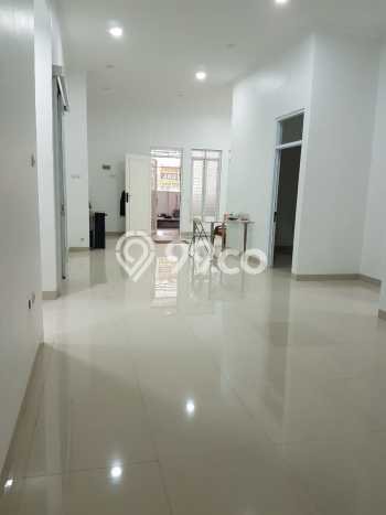 Jual Rumah Mewah Elegan Dengan View Cantik di Pegadungan, Jakarta Barat Jual Rumah Mewah Elegan Dengan View Cantik di Pegadungan, Jakarta Barat