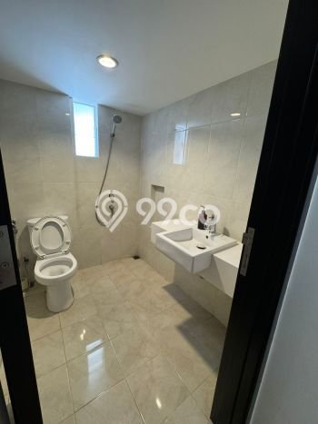 Rumah Luxury Modern Tanpa Renovasi di Citra Garden Jakarta Barat Rumah Luxury Modern Tanpa Renovasi di Citra Garden Jakarta Barat