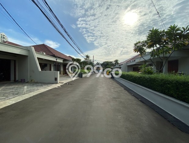 For Sale Rumah Elit Exclusive di Cilandak, Jakarta Selatan For Sale Rumah Elit Exclusive di Cilandak, Jakarta Selatan