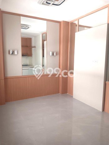 Rumah Luas Asri 3 KT Siap Huni di Taman Surya Jakarta Barat Rumah Luas Asri 3 KT Siap Huni di Taman Surya Jakarta Barat