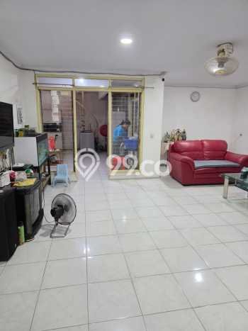 Dijual Rumah Luas Megah Dengan View Cantik di Muara Karang, Jakarta Utara Dijual Rumah Luas Megah Dengan View Cantik di Muara Karang, Jakarta Utara
