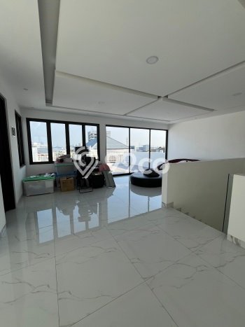 Rumah Luxury Modern Siap Huni di Pluit Jakarta Utara Rumah Luxury Modern Siap Huni di Pluit Jakarta Utara