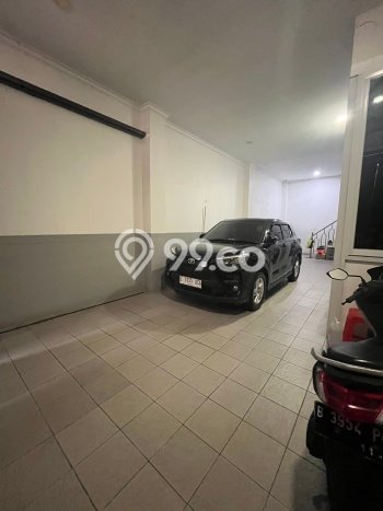 Rumah Luxury Modern Tanpa Renovasi di Jelambar Jakarta Barat Rumah Luxury Modern Tanpa Renovasi di Jelambar Jakarta Barat