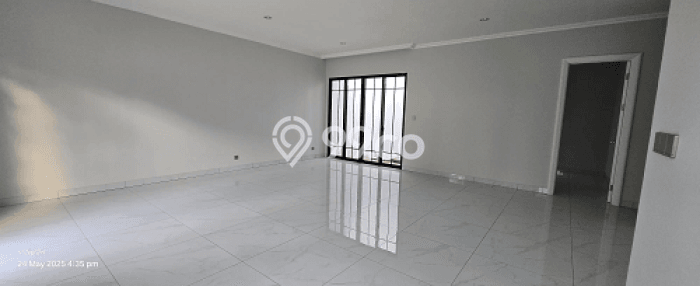 Sewa Rumah Murah di Summarecon Crown Gading Bekasi Punya 4 KT Sewa Rumah Murah di Summarecon Crown Gading Bekasi Punya 4 KT