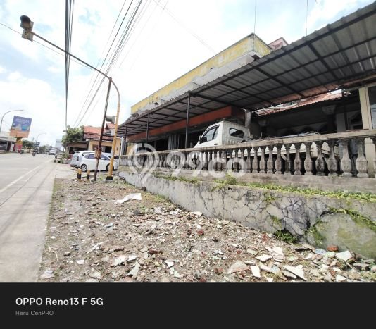 Komersial Dijual di Patikraja LT 994m2, LB 300m2 Solusi Investasi Cerdas Komersial Dijual di Patikraja LT 994m2, LB 300m2 Solusi Investasi Cerdas