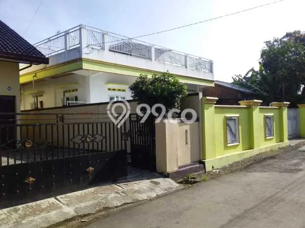 For Sale Rumah 2 Kamar Lokasi Ideal Bagus dan Strategis di Kembaran For Sale Rumah 2 Kamar Lokasi Ideal Bagus dan Strategis di Kembaran