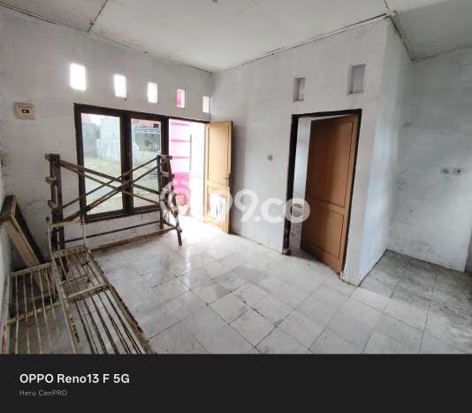 Jual Rumah Harga Miring Karanglewas Punya 1 Kamar & LT 150m2 Jual Rumah Harga Miring Karanglewas Punya 1 Kamar & LT 150m2