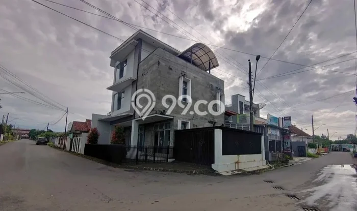 Rumah Elit Modern Siap Huni di Purwokerto Banyumas Rumah Elit Modern Siap Huni di Purwokerto Banyumas